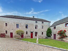 Luxurious Holiday Home in Melreux-hotton With Sauna