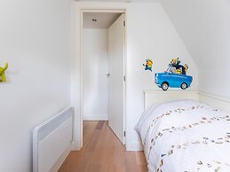 Holiday Home Near the Beach