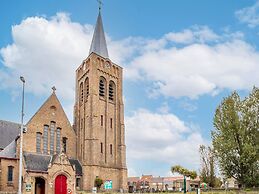 Holiday Home Near the Beach