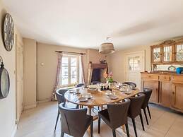 Welcoming Holiday Home in Vresse-sur-semois With Terrace