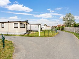Modern Mobile Home in Middelkerke With Garden