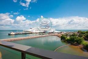 Signatures Darwin Waterfront