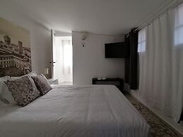 Mercanti Attic Version