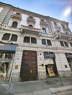 Mercanti Attic Version