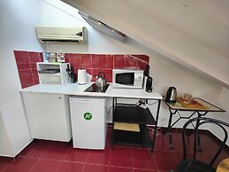 Mercanti Attic Version