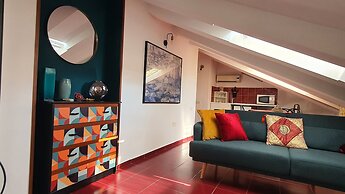 Mercanti Attic Version