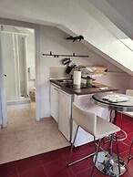 Mercanti Attic Version