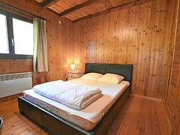Beautiful Chalet With a Garden