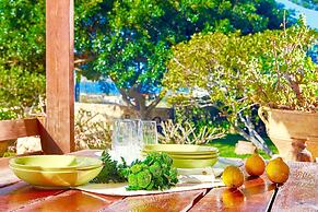 Villa Karteros with private pool