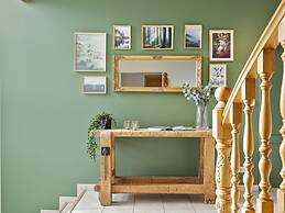 Pleasant Holiday Home With Recreation Room