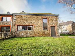 Quietly Located Farmhouse L'echappee Belle