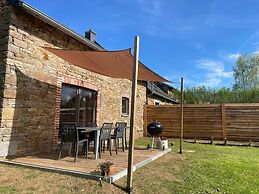 Quietly Located Farmhouse L'echappee Belle
