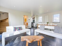 Holiday Home With Pond in Poperinge