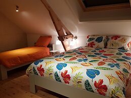 Holiday Home With Pond in Poperinge