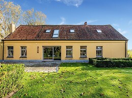 Holiday Home Het Zuidgoed With Garden