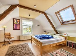 Holiday Home Het Zuidgoed With Garden