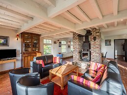 Holiday Home Het Zuidgoed With Garden
