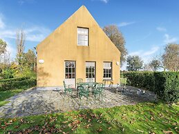 Holiday Home Het Zuidgoed With Garden