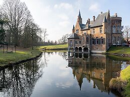 Apartment in Kruibeke at Wissekerke Castle