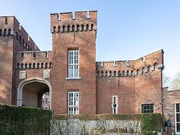 Apartment in Kruibeke Wissekerke Castle
