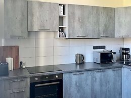 Spacious Holiday Home With Barbecue