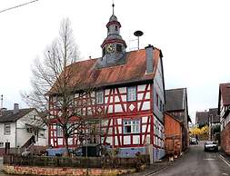 Holiday Apartment in Oberstadtfeld With Garden
