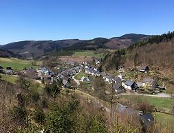 Holiday Apartment in Oberstadtfeld With Garden