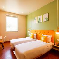 Bloom Hotel - Golf Course Road, Sector 43