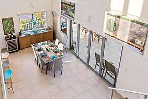 Signatures on Woods - Pinnacle