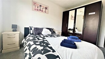 The HK House - Family Friendly Near To Blenheim Palace & Oxford City C