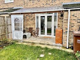 The HK House - Family Friendly Near To Blenheim Palace & Oxford City C