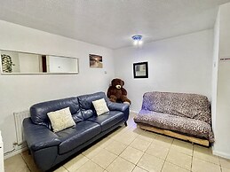 The HK House - Family Friendly Near To Blenheim Palace & Oxford City C