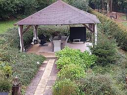 Chalet in Rendeux With Garden