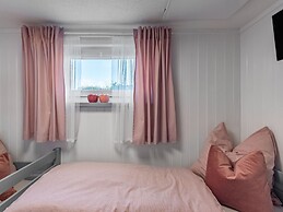 Holiday Home on the Mountain With Views