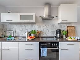 Holiday Home on the Mountain With Views