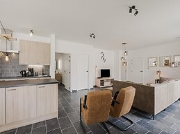 Modern Holiday Home in Ronse With Garden