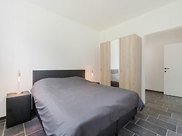 Modern Holiday Home in Ronse With Garden