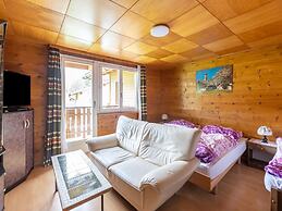 Welcoming Holiday Home in Saas Grund With Garden