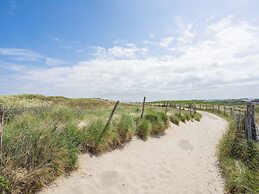 Apartment in Ostend Near North Sea
