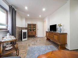 Holiday Home in Longkamp With Garden