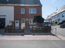 Holiday Home in Longkamp With Garden
