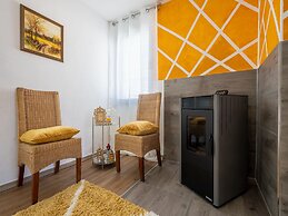 Holiday Home in Longkamp With Garden