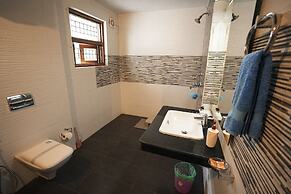 Chirping Hills Resort Bhimtal