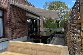 Luxury Holiday Home in Vloesberg With Sauna and hot tub