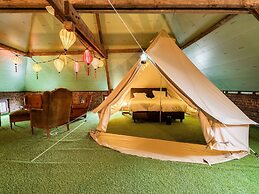 Luxury Holiday Home in Vloesberg With Sauna and hot tub