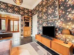 Luxury Holiday Home in Vloesberg With Sauna and hot tub