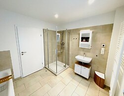 Apartment Helma Near sea Beach With Terrace