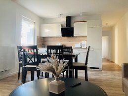 Apartment Helma Near sea Beach With Terrace