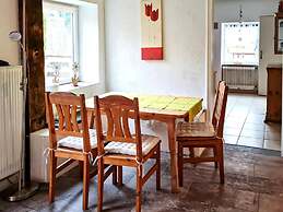 Apartment in Deudesfeld With Private Terrace