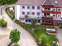 Apartment in Deudesfeld With Private Terrace